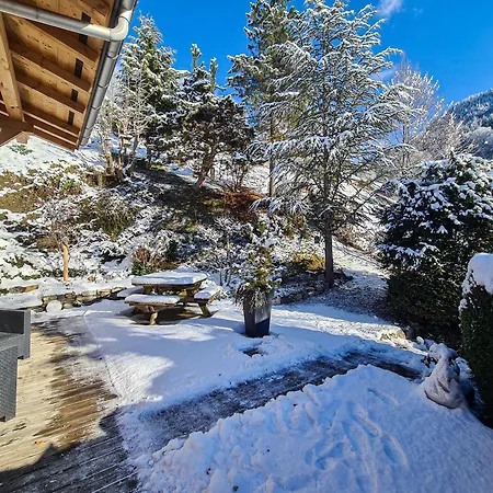 Chalet Le Noisetier - Mini 2 Pers - 2min La Clusaz - Aravistour *